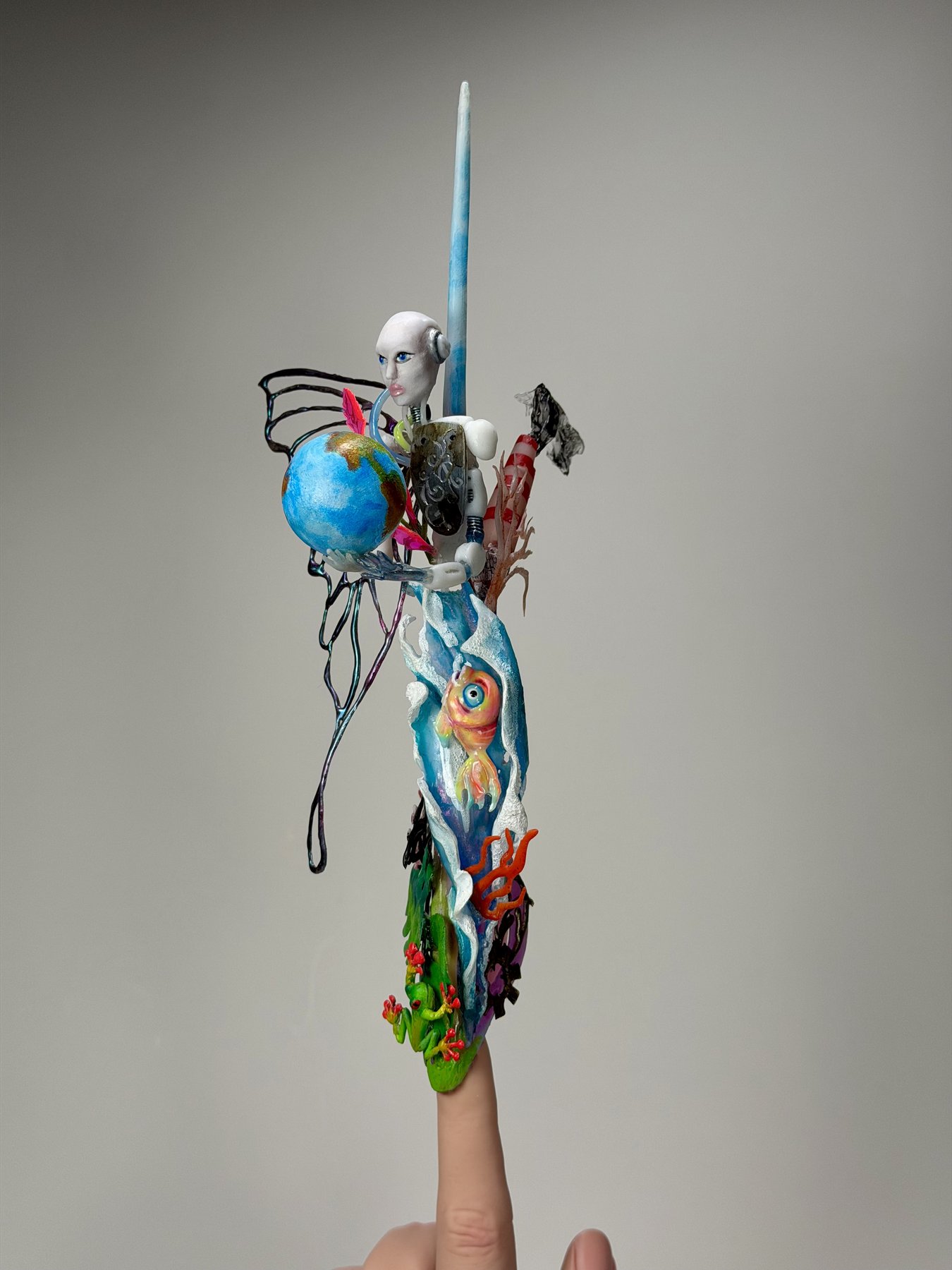 Yuliia Kovalchuk — World on the Tip of a Finger